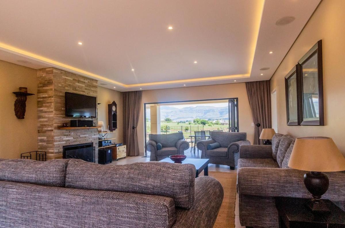 Serenity, Cathkin Estates By Euphoric Leisure Winterton Exterior foto